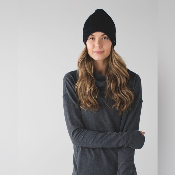 Lululemon Divinity Toque-*Reversable - Picture 2 of 7